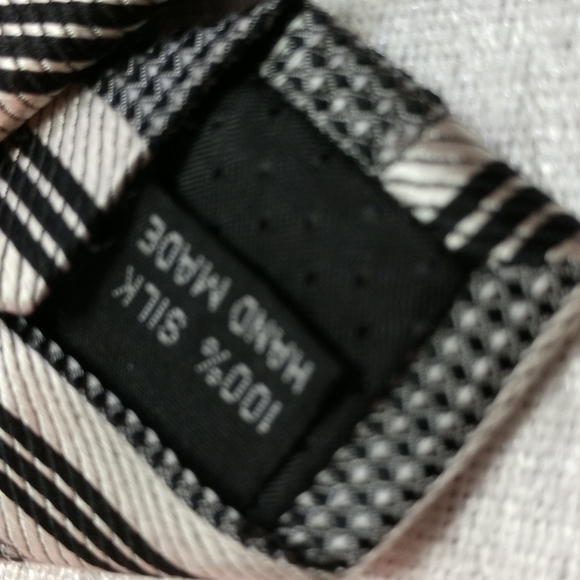 Umo Lorenzo 100% Silk Tie Handmade Italy - Picture 2 of 8